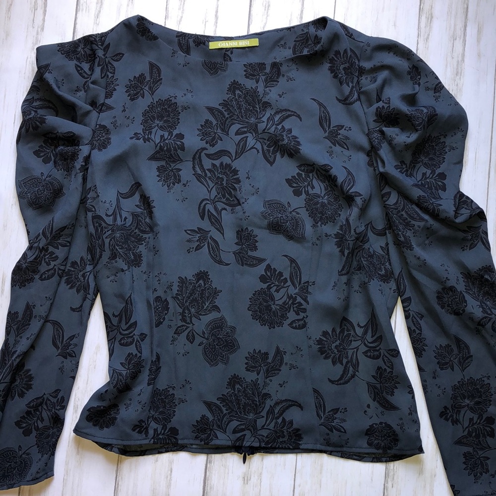 Gianni Bini Ruffle Sleeve Floral Print Blouse Top